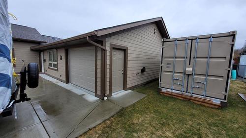1648 75Th Avenue, Grand Forks, BC - Outdoor With Exterior