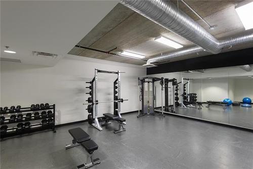 606 311 Hargrave Street, Winnipeg, MB - Indoor Photo Showing Gym Room