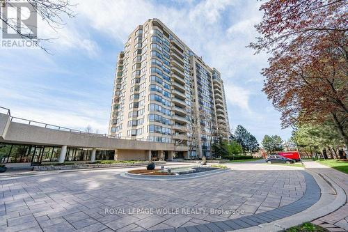 #1601 -4 Willow St, Waterloo, ON - Outdoor With Facade