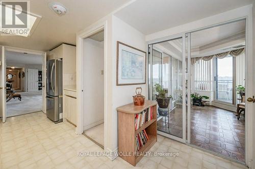 #1601 -4 Willow St, Waterloo, ON - Indoor Photo Showing Other Room