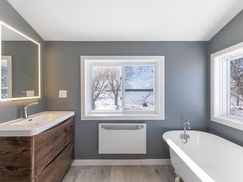 Bathroom - 4711 Route 344, Saint-Placide, QC - Indoor Photo Showing Bathroom