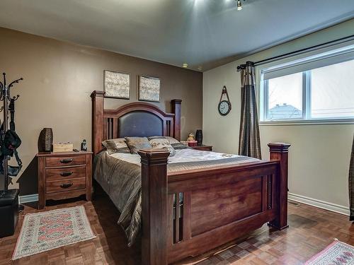 Chambre Ã Â coucher - 4265 Rue Claude-Henri-Grignon, Montréal (Saint-Laurent), QC - Indoor Photo Showing Bedroom