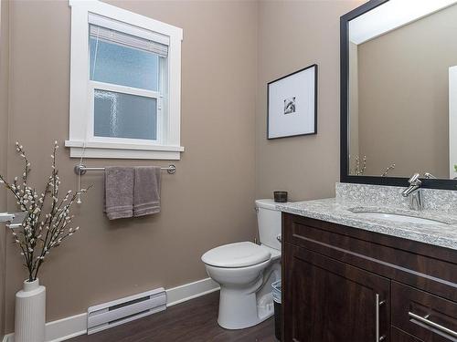 1022 Gala Crt, Langford, BC - Indoor Photo Showing Bathroom