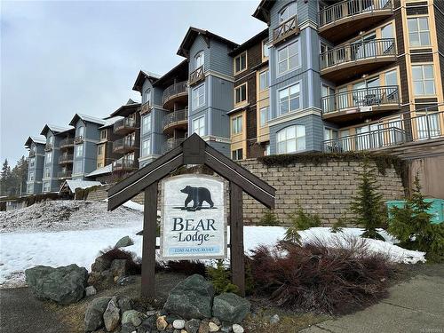 208-1280 Alpine Rd, Courtenay, BC - Outdoor With Balcony