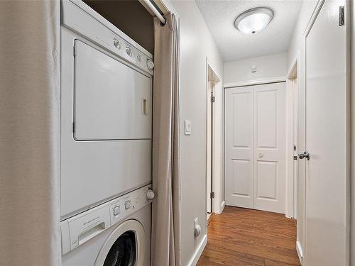 710 Windover Terr, Metchosin, BC - Indoor Photo Showing Laundry Room