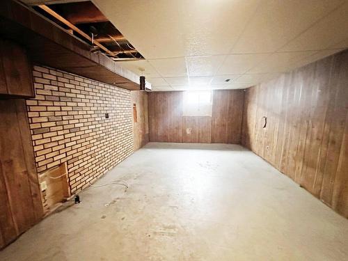 42 Superior Avenue, Terrace Bay, ON - Indoor Photo Showing Basement