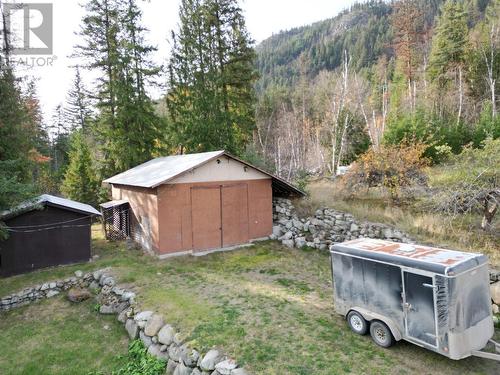 8945 Thuya Creek Road, Little Fort, BC - Outdoor