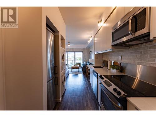 1290 St Paul Street Unit# 506, Kelowna, BC - Indoor Photo Showing Kitchen