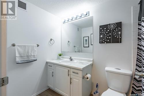 204 2405 1St Avenue W, Prince Albert, SK - Indoor Photo Showing Bathroom