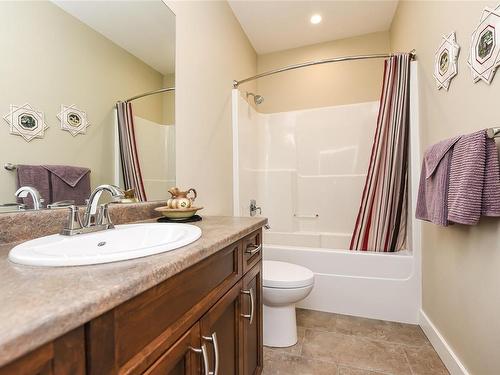 17-2991 North Beach Dr, Campbell River, BC - Indoor Photo Showing Bathroom