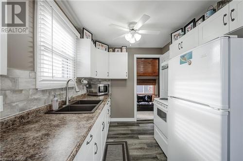22 4Th Avenue, Long Point, ON - Indoor Photo Showing Kitchen With Double Sink
