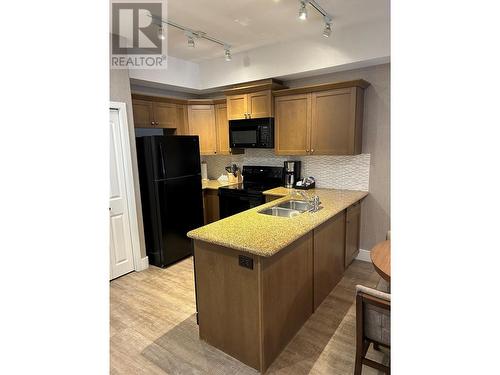 1200 Rancher Creek Road Unit# 304Abcd Lot# 0, Osoyoos, BC - Indoor Photo Showing Kitchen With Double Sink