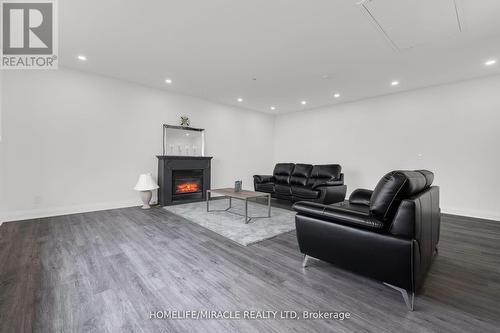 3035 Niagara Pkwy, Fort Erie, ON - Indoor Photo Showing Other Room With Fireplace