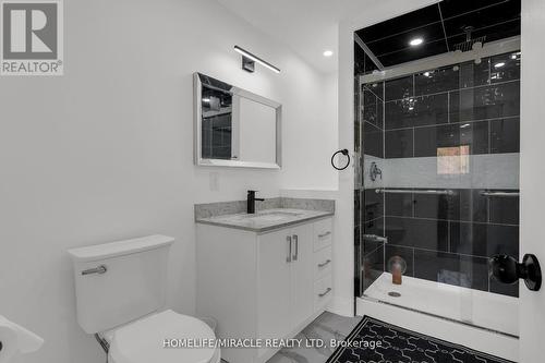 3035 Niagara Pkwy, Fort Erie, ON - Indoor Photo Showing Bathroom