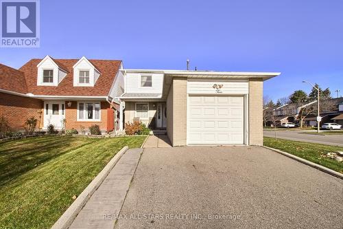 2 Chelsea Rd, Markham, ON - Outdoor With Facade