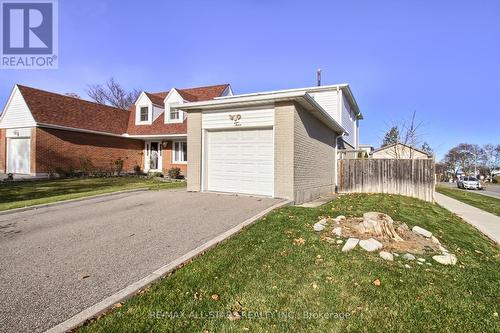 2 Chelsea Rd, Markham, ON - Outdoor