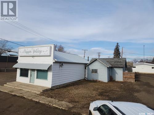 101 4Th Avenue E, Gravelbourg, SK 