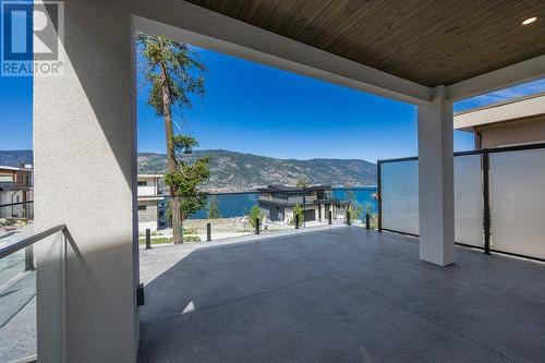 520 Clifton Lane, Kelowna, BC - Outdoor With Body Of Water With Exterior
