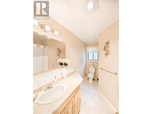 4827 Kitwanga Drive, 108 Mile Ranch, BC - Indoor Photo Showing Bathroom