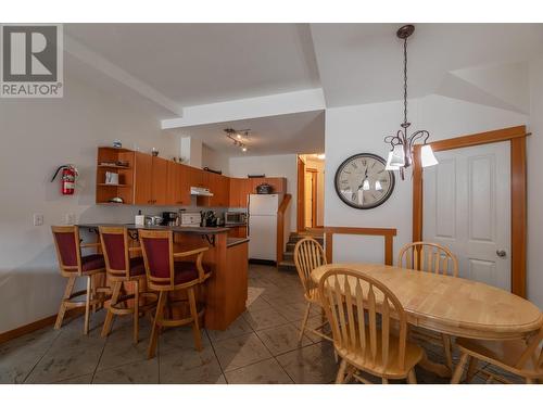 169 Clearview Crescent Unit# B, Penticton, BC - Indoor Photo Showing Dining Room