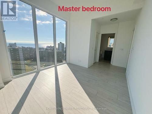 #Lph03 -270 Dufferin St, Toronto, ON - Indoor Photo Showing Other Room