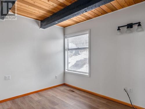 851 3 Avenue Ne, Salmon Arm, BC - Indoor Photo Showing Other Room