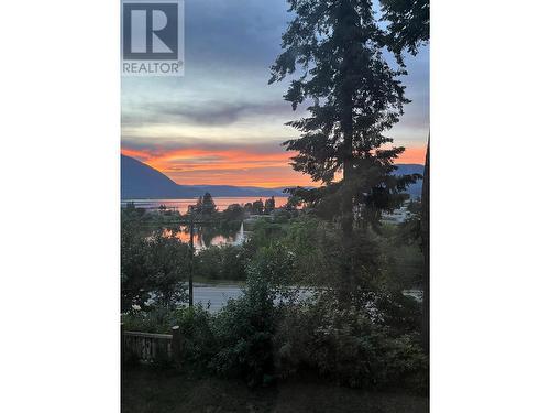 851 3 Avenue Ne, Salmon Arm, BC - Outdoor With View