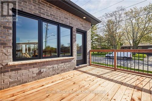 5 Kensington Street, Welland, ON - Outdoor With Deck Patio Veranda