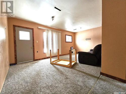 124 Theodore Street, Theodore, SK - Indoor Photo Showing Other Room