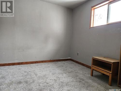 124 Theodore Street, Theodore, SK - Indoor Photo Showing Other Room