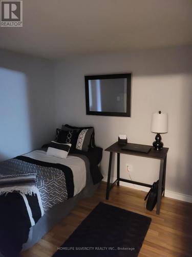 104 - 2 Anchorage Crescent, Collingwood, ON - Indoor Photo Showing Bedroom