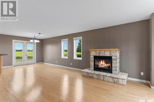 5 Westby Place, Watrous, SK - Indoor Photo Showing Living Room With Fireplace