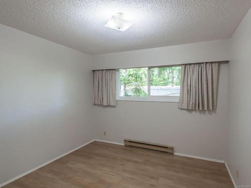 2910 18Th Ave, Port Alberni, BC - Indoor Photo Showing Other Room