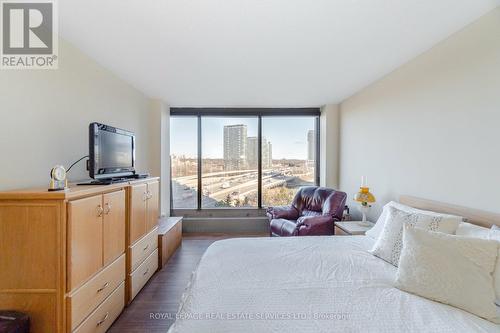 710 - 2045 Lake Shore Boulevard W, Toronto, ON - Indoor Photo Showing Bedroom