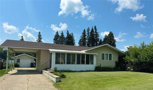 175 10Th Avenue N, Virden, MB - Outdoor