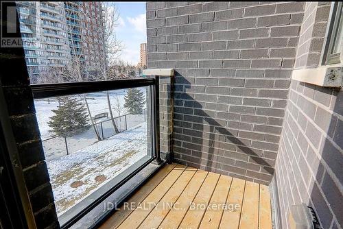 #110 -370 Red Maple Rd, Richmond Hill, ON -  Photo Showing Other Room