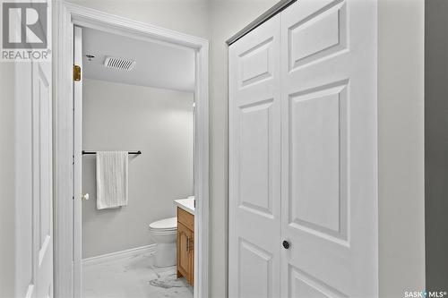 209 301 Cree Crescent, Saskatoon, SK - Indoor Photo Showing Bathroom