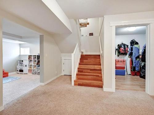 232 Murtle Cres, Clearwater, BC - Indoor Photo Showing Other Room
