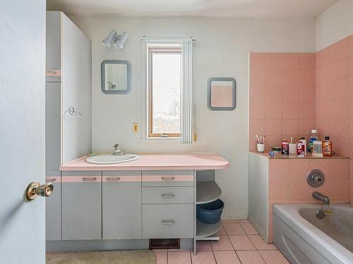 Salle de bains attenante Ã  la CCP - 468 Av. Delmar, Pointe-Claire, QC - Indoor Photo Showing Bathroom
