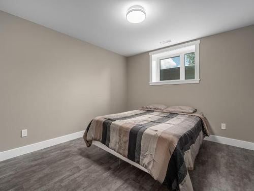 213 Rue Cheval Noir, Kamloops, BC - Indoor Photo Showing Bedroom