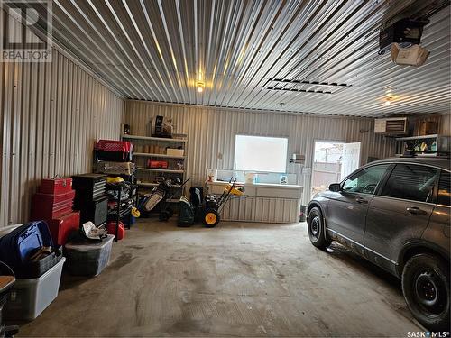 721 Toothill Street, Regina, SK - Indoor Photo Showing Garage