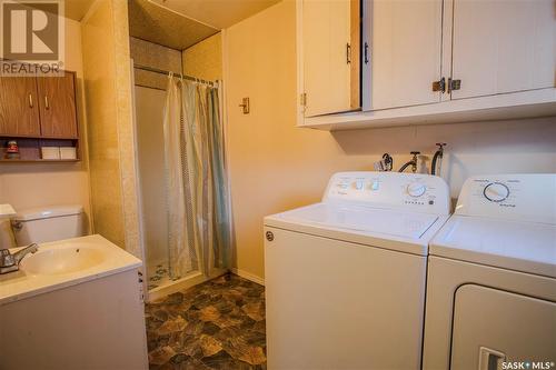 972 106Th Street, North Battleford, SK - Indoor Photo Showing Laundry Room