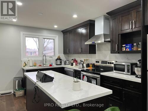 9 Kennedy Ave, St. Catharines, ON - Indoor Photo Showing Kitchen
