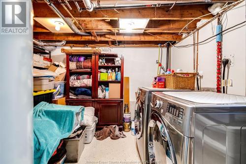 68 Clark Street West, Leamington, ON - Indoor Photo Showing Laundry Room