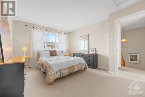 16 Barnaby Private, Ottawa, ON - Indoor Photo Showing Bedroom