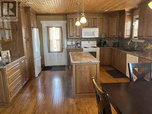 5 Marks Lane, Embree, NL - Indoor Photo Showing Kitchen