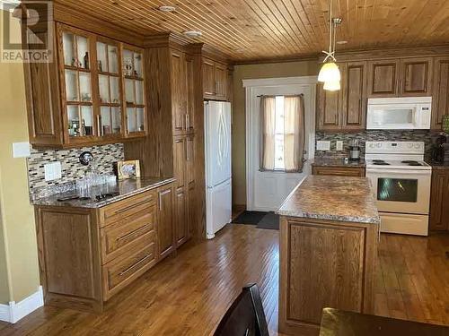 5 Marks Lane, Embree, NL - Indoor Photo Showing Kitchen