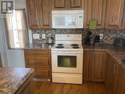 5 Marks Lane, Embree, NL - Indoor Photo Showing Kitchen