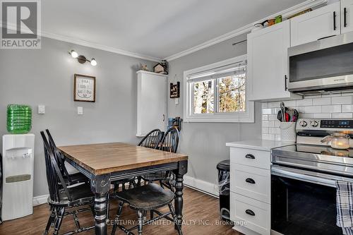 109 Birch Point Dr, Kawartha Lakes, ON - Indoor Photo Showing Dining Room
