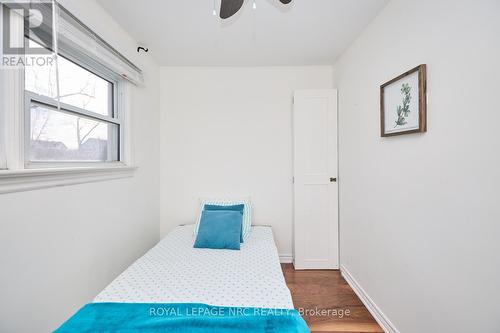 395 Belleview Boulevard, Fort Erie, ON - Indoor Photo Showing Bedroom